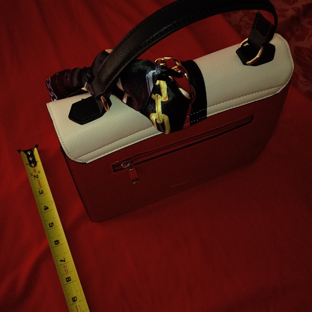 Authentic NEW - Picture 3 of 9